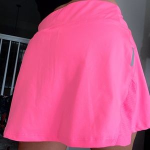 Womens Champion C9 Skort size M Medium Skirt Neon Solid Pink Pull On Tennis Golf